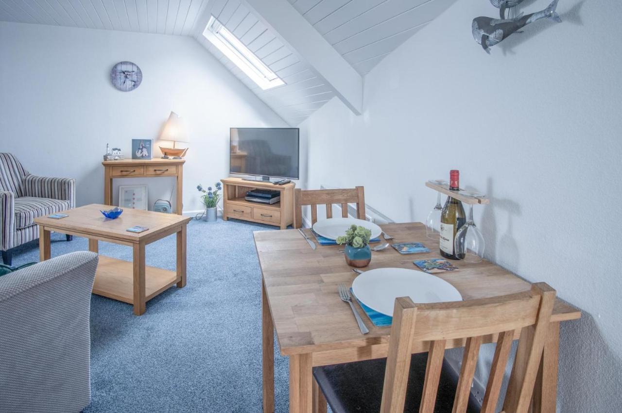 St Julians View - 1 Bedroom Apartment - Tenby Exteriör bild