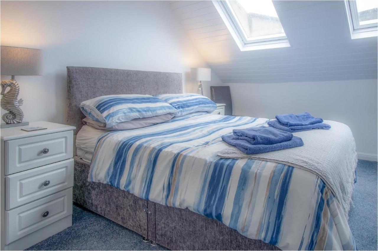 St Julians View - 1 Bedroom Apartment - Tenby Exteriör bild